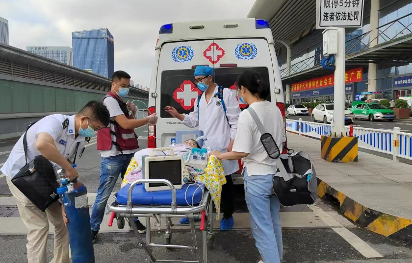 绥化救护车出租公司